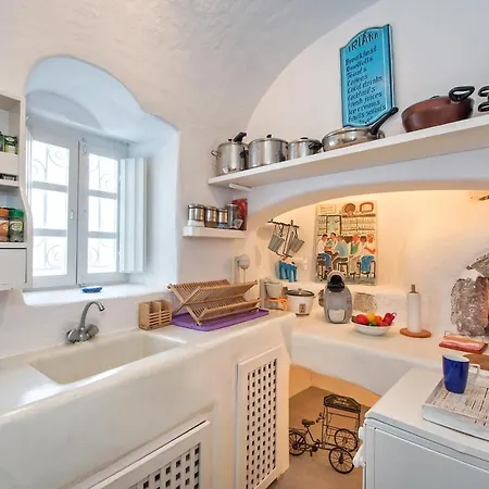 3-bed Sleeps 8 With Pool And Aircon Villa Pyrgos Kallistis
